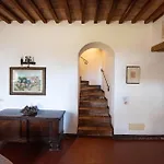 Hill In Tuscan Countryside 아파트 *
