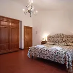 Hill In Tuscan Countryside Apartament