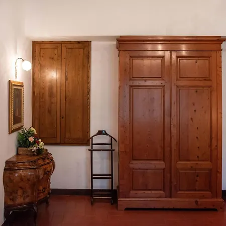 Hill In Tuscan Countryside Apartament