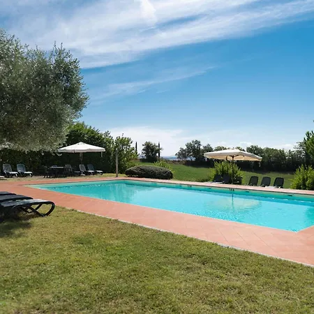 Апартаменти Hill In Tuscan Countryside